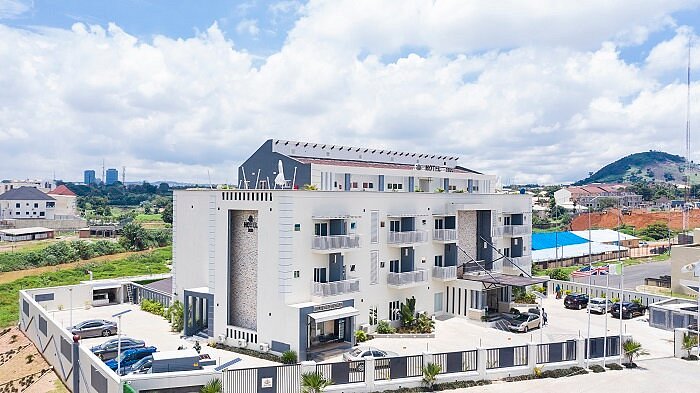 Hotel 2020 & Apartments