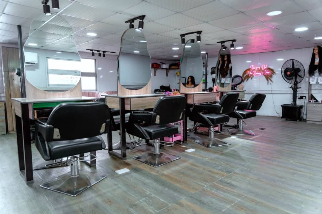 24|7 Luxury Apartments