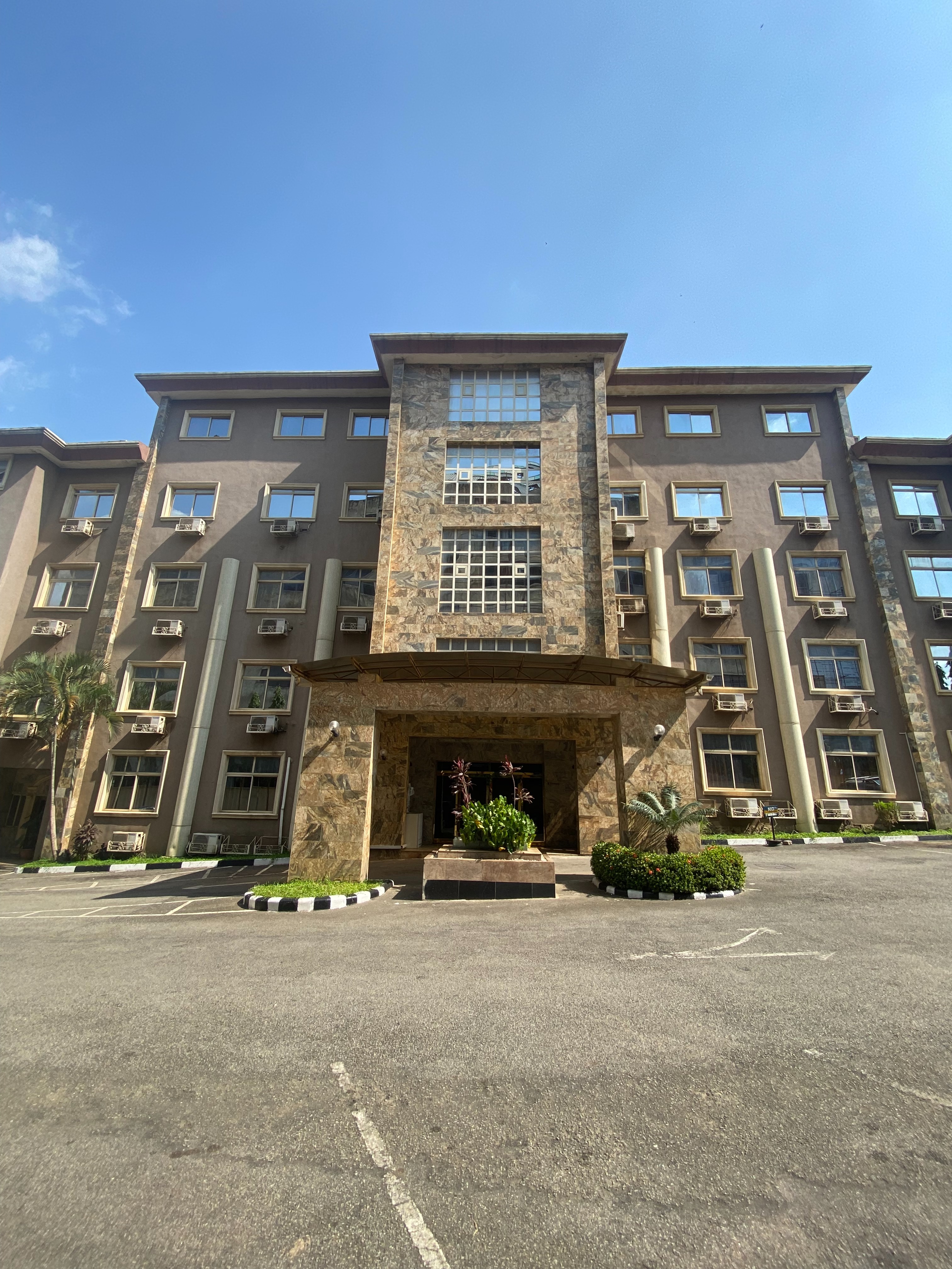 3JS HOTELS & APARTMENT