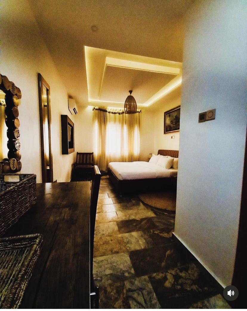 3JS HOTELS & APARTMENT