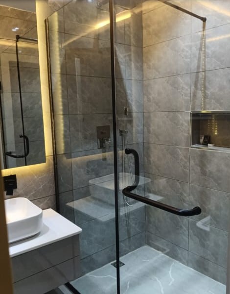 Blackwood grills and bar