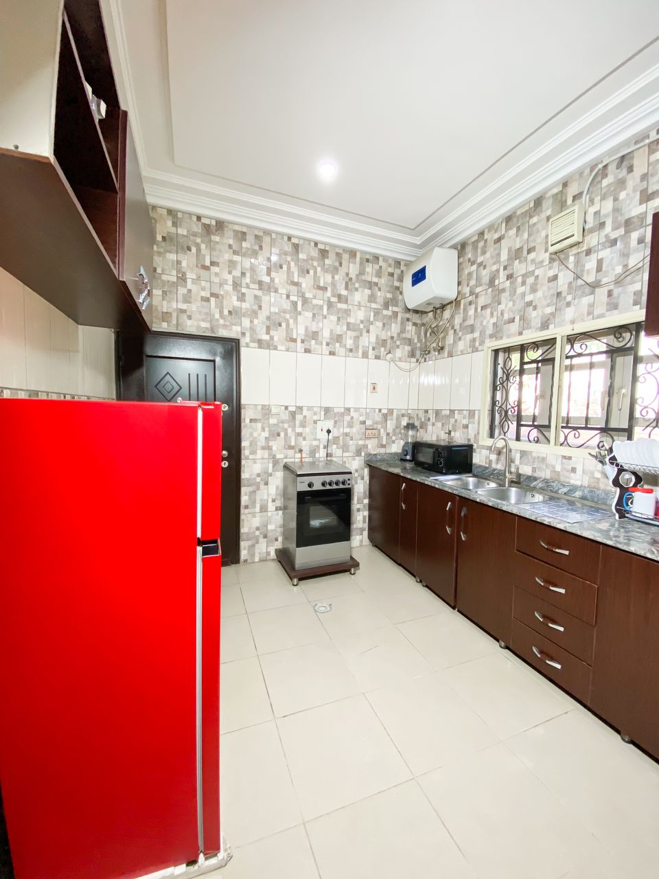 Breet & Toss Apartments