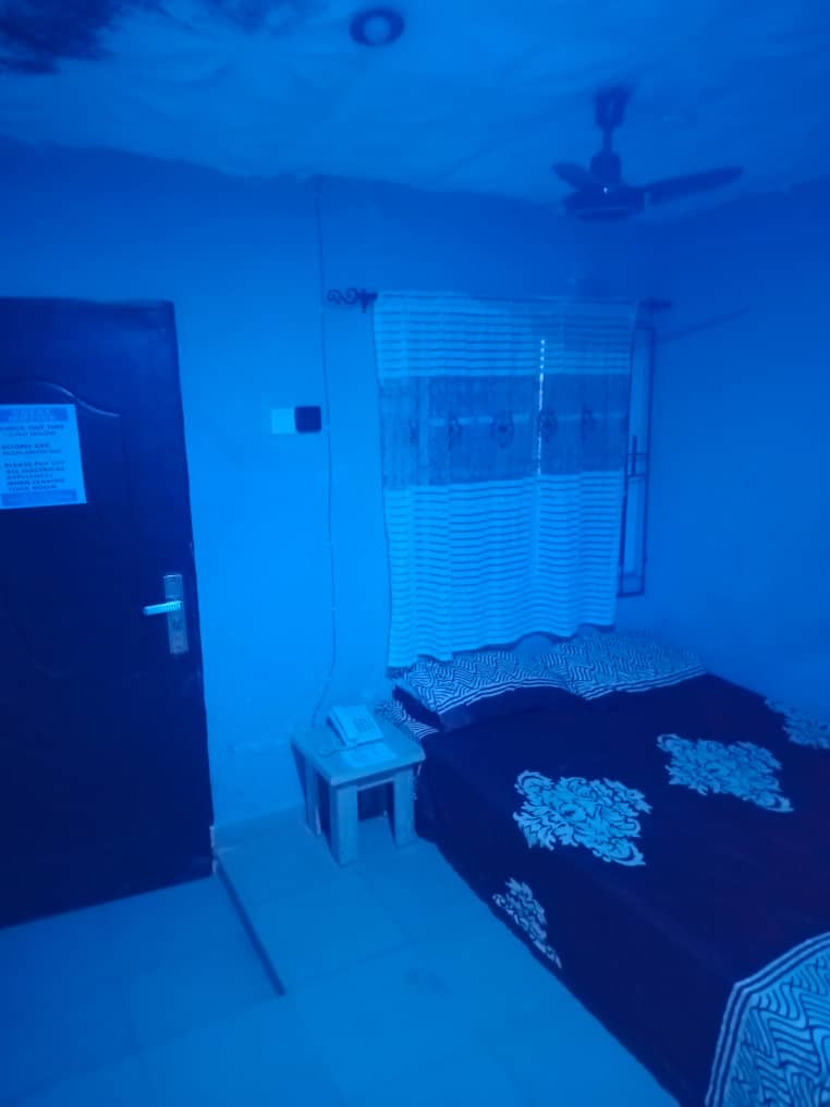 Crown Lake Royal Hotel