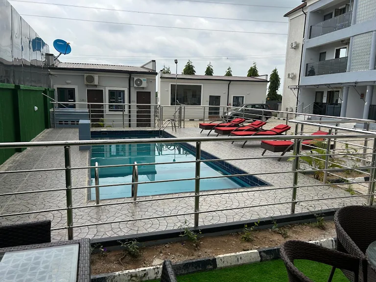 Checkers Suites and Apartments