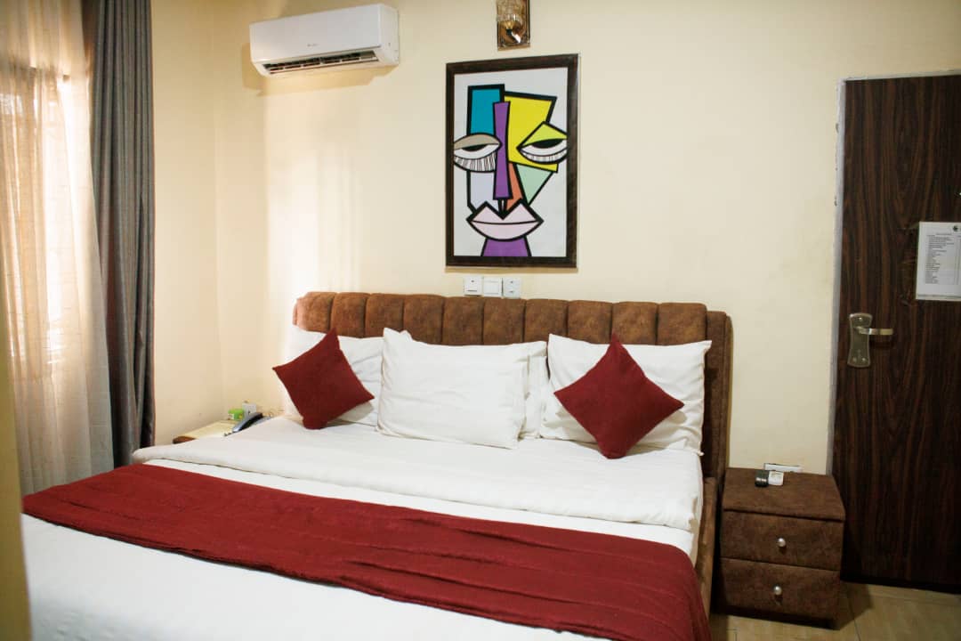 Checkers Suites and Apartments