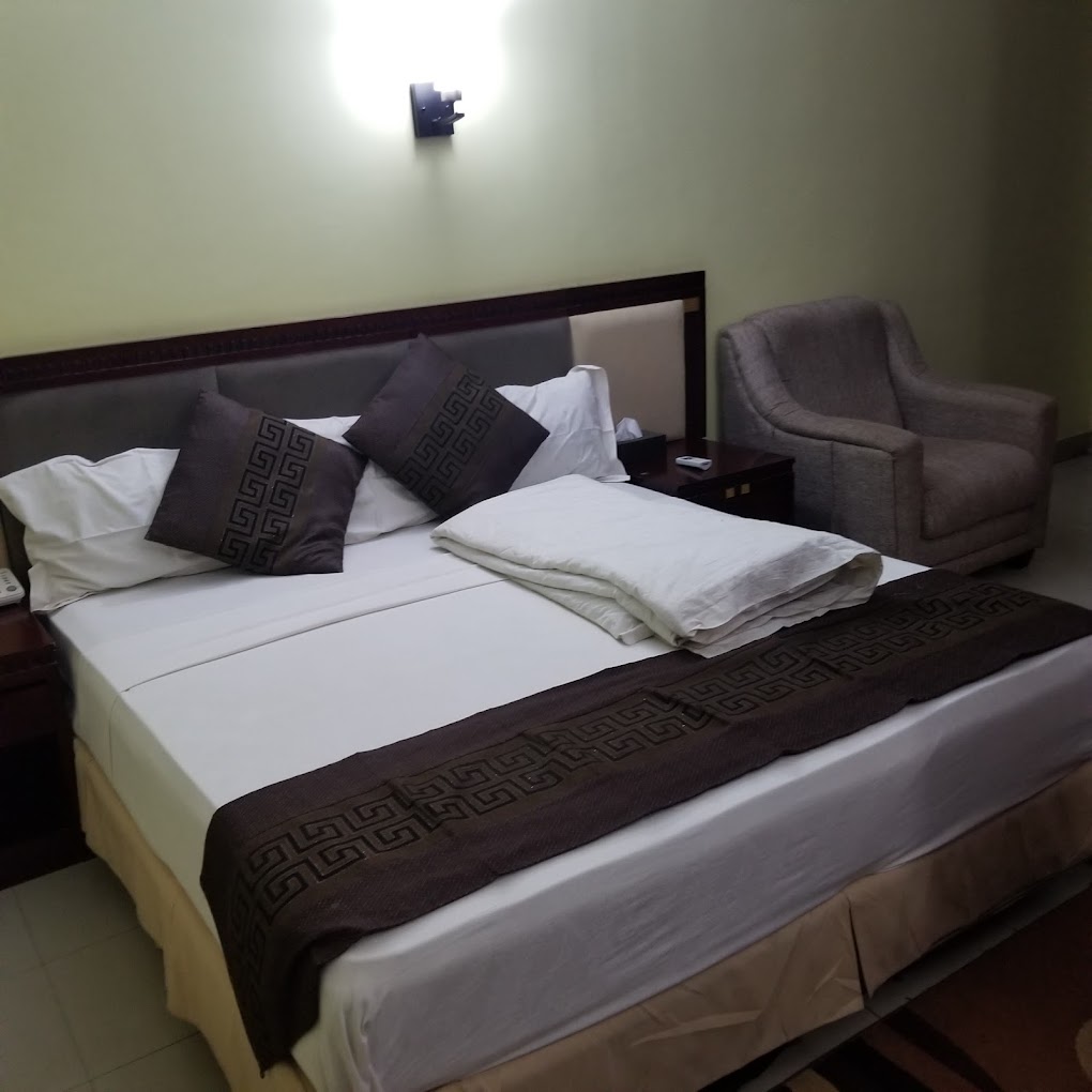 Custodian Hotel Gombe