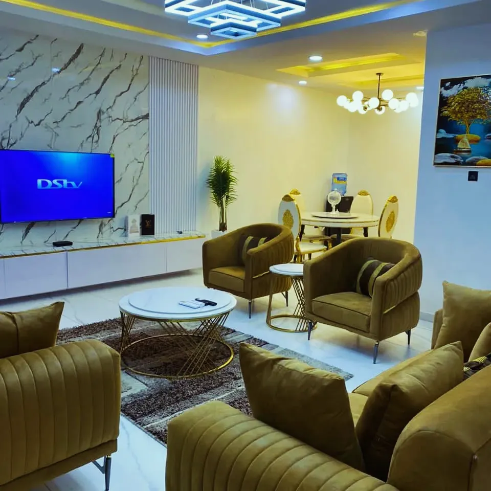 De Omega Luxury Homes 4 Bedroom Shared Apartment