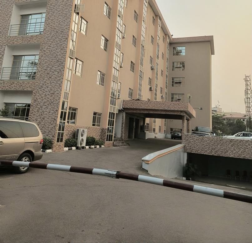 Elomaz Hotels