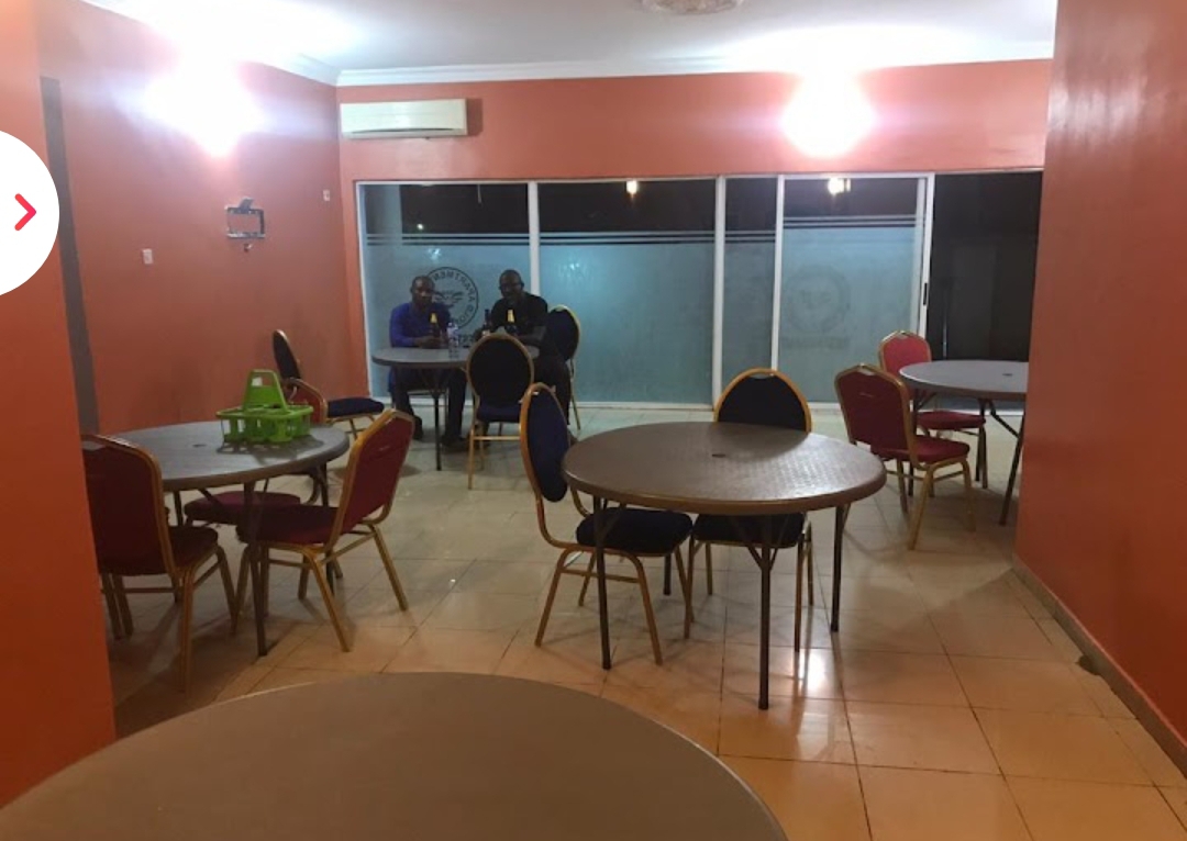 Gold Apartment & Suites