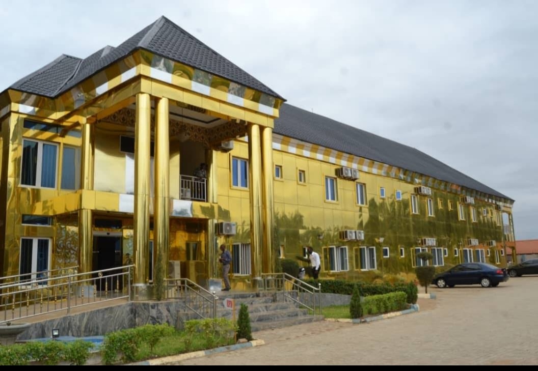 Golden Dabis Hotel Keffi