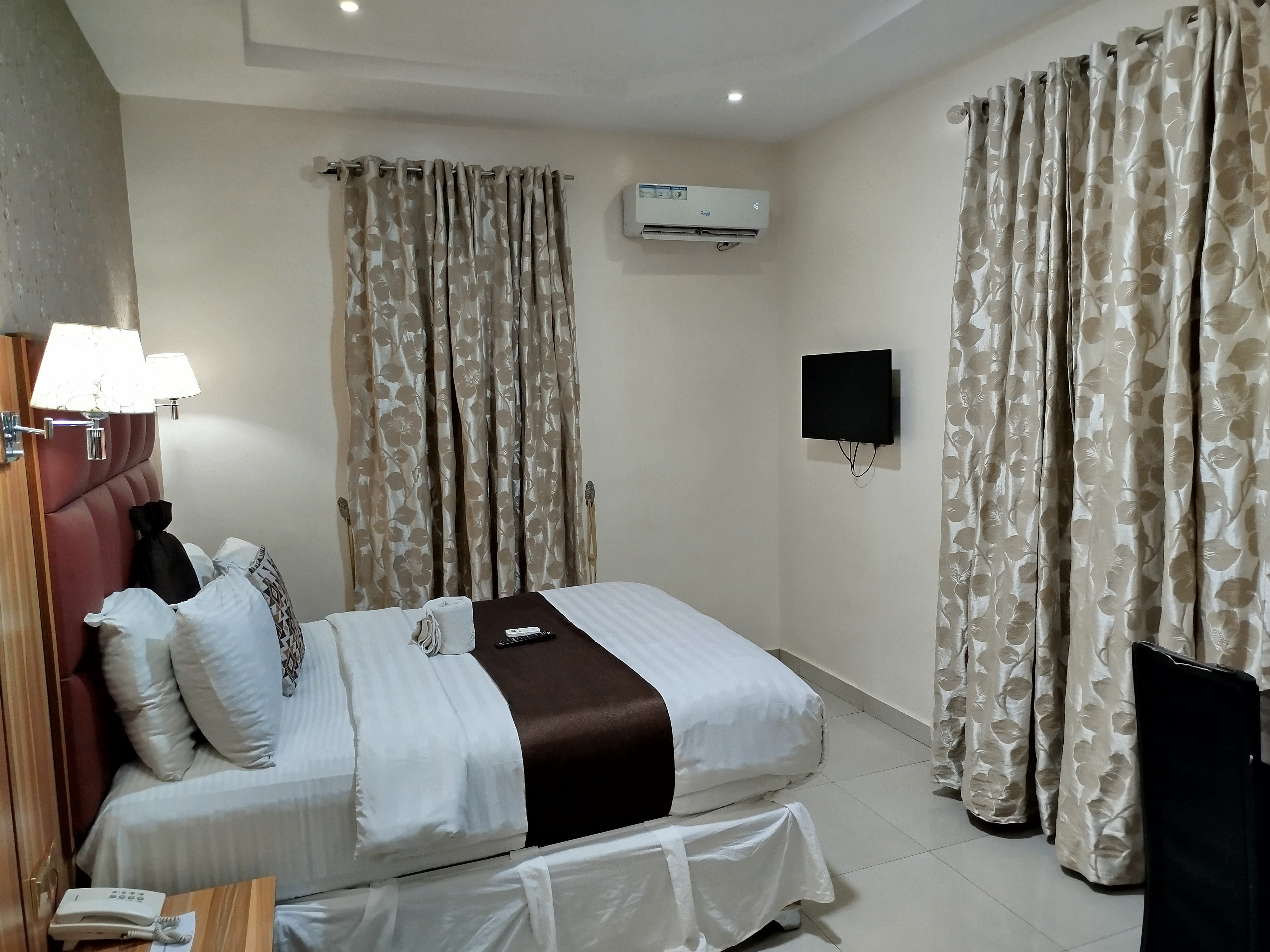 Golden Sands Luxury Resort