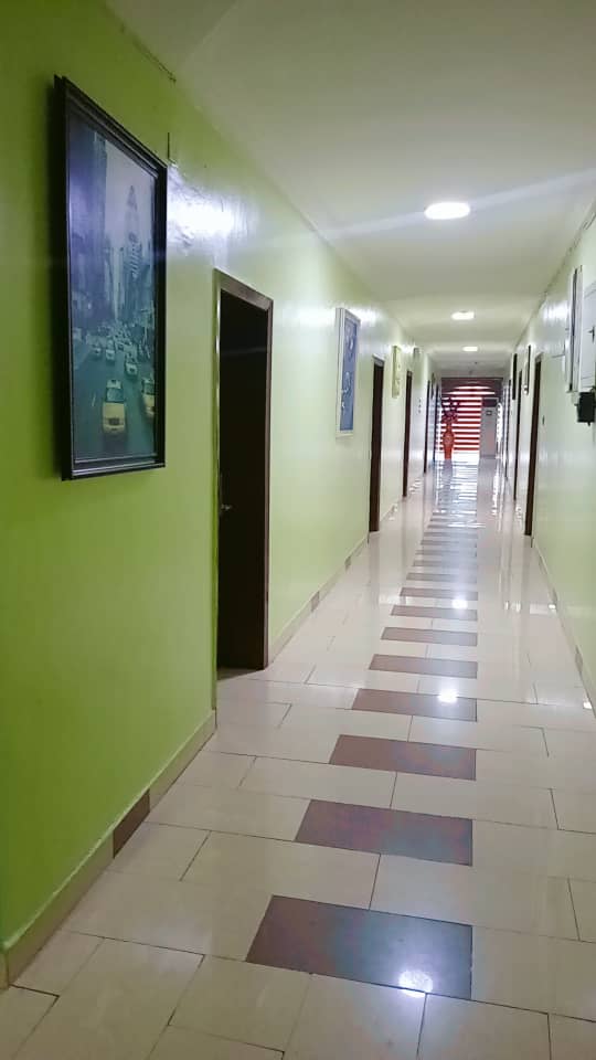 Grand Park Hotel And Suites