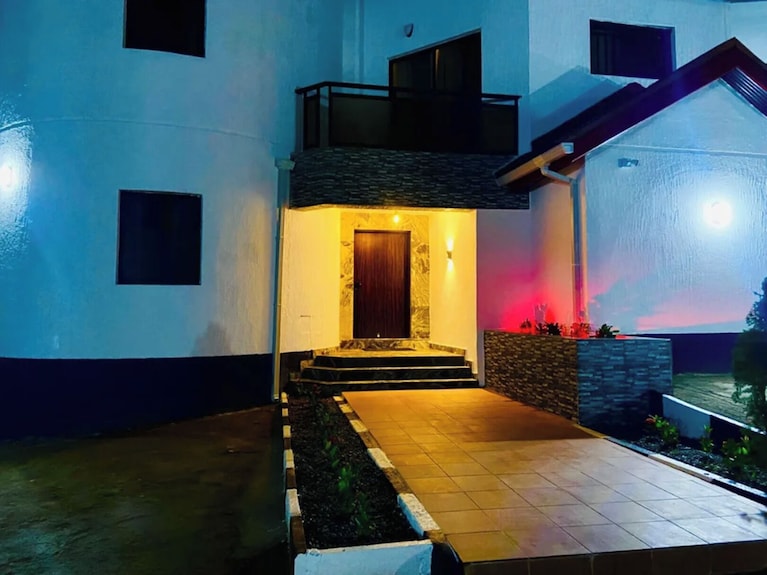 Grandserve Luxury Apartment