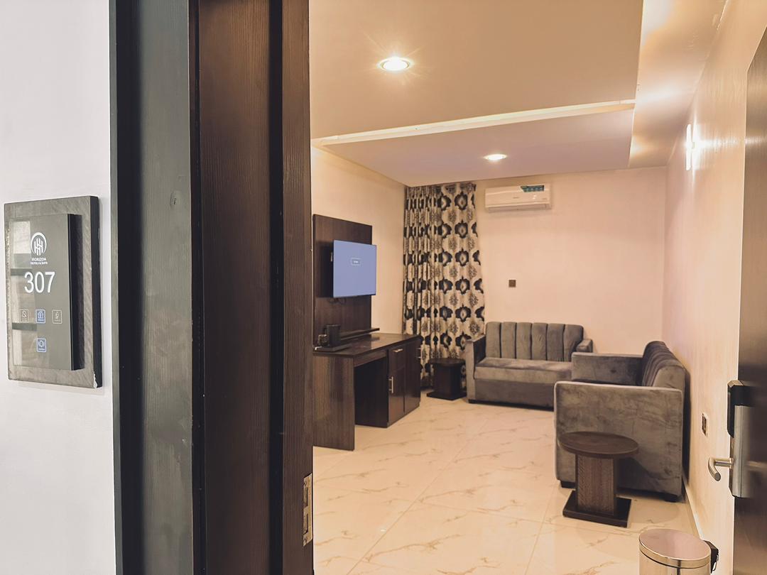 Horizon Hotel and Suites