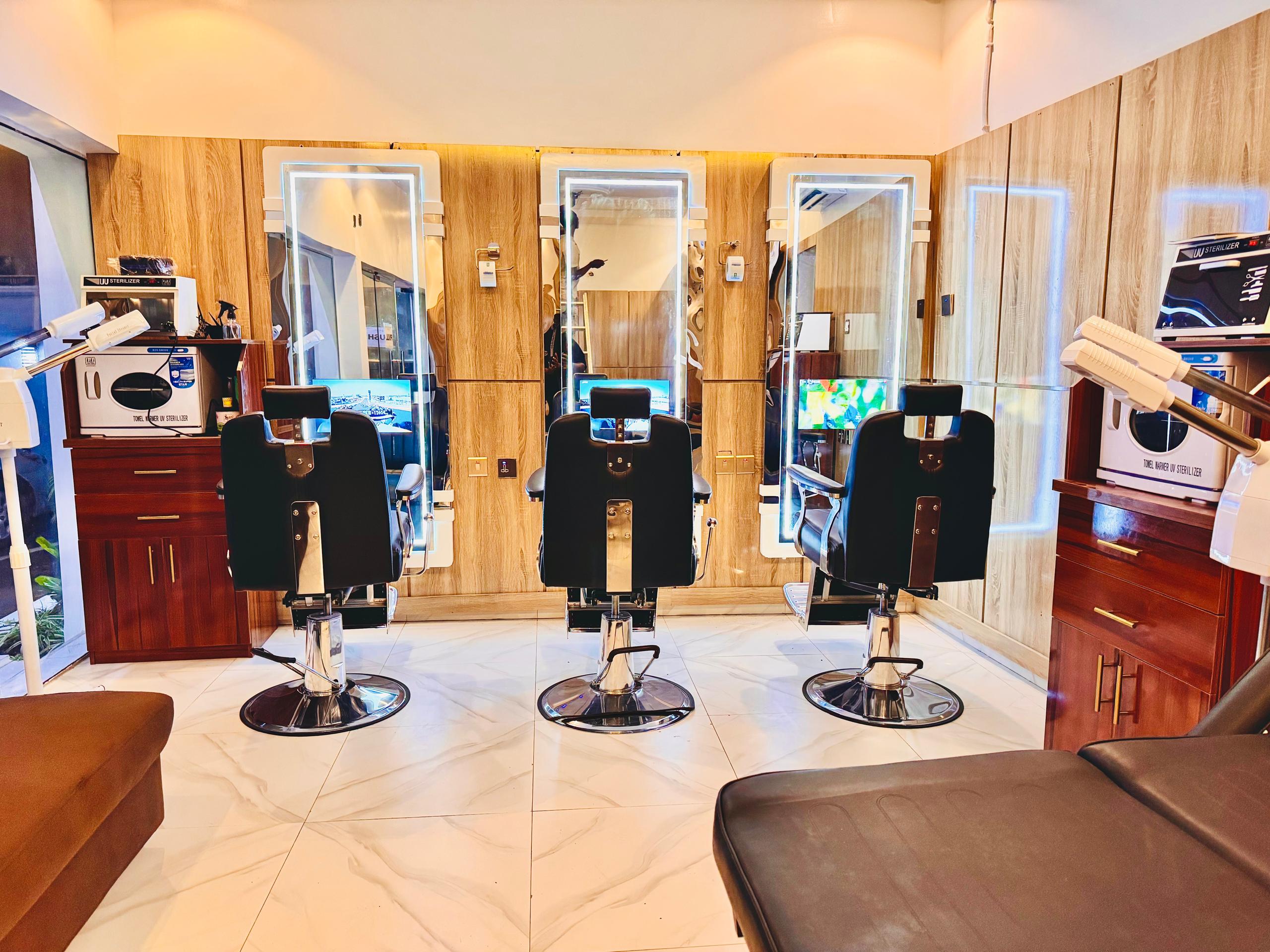 Horizon Hotel and Suites