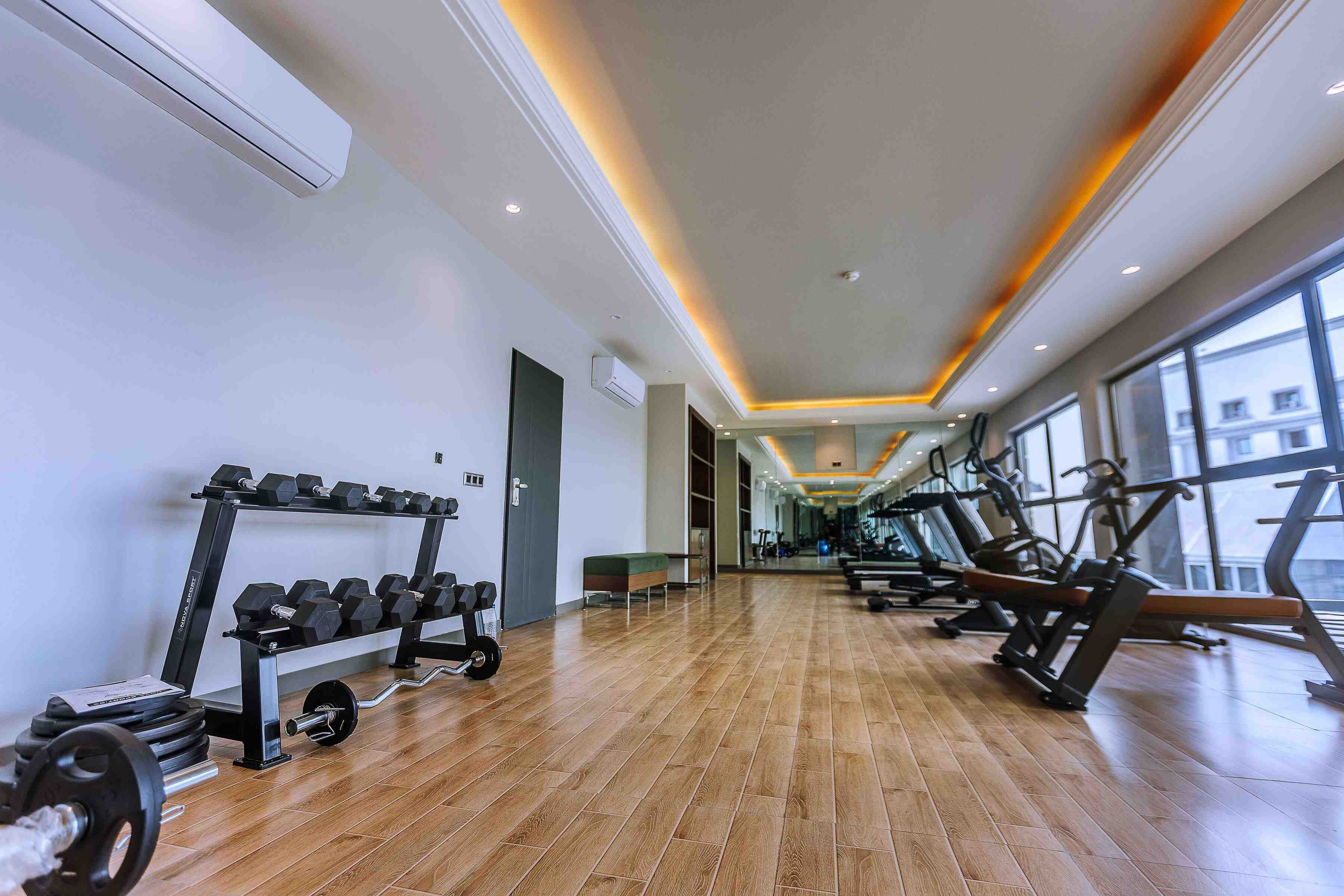 J’s Signature Hotel