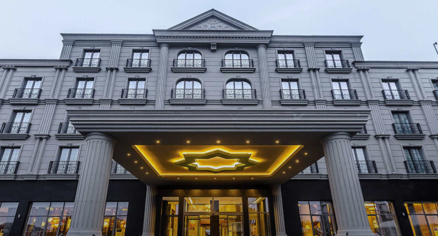 J’s Signature Hotel