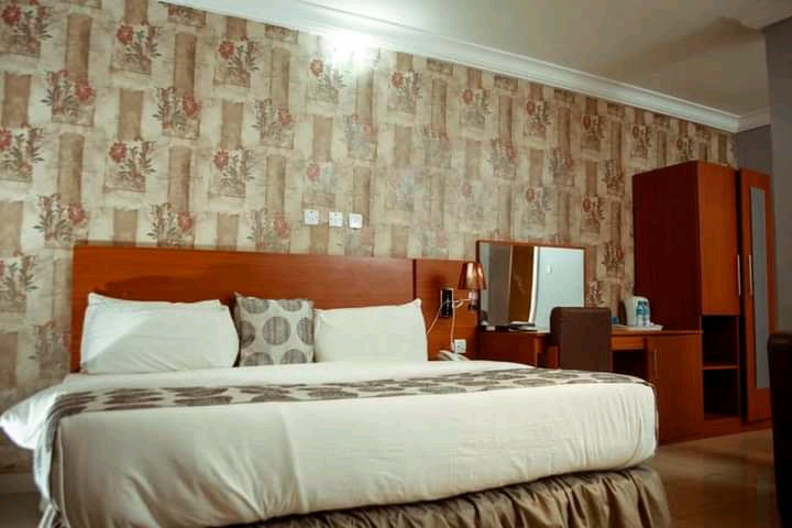 Jay Hiltin Hotel and Suites