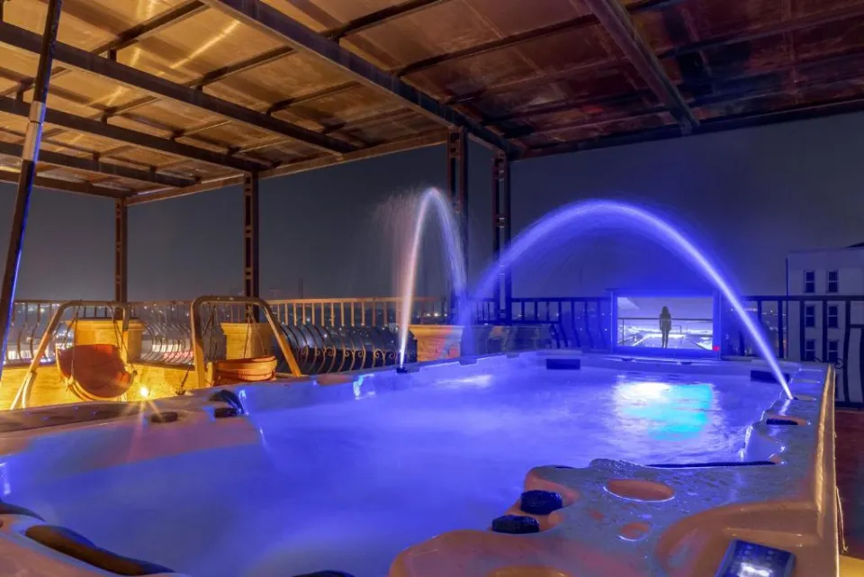 Johnwood Hotel by Bolton