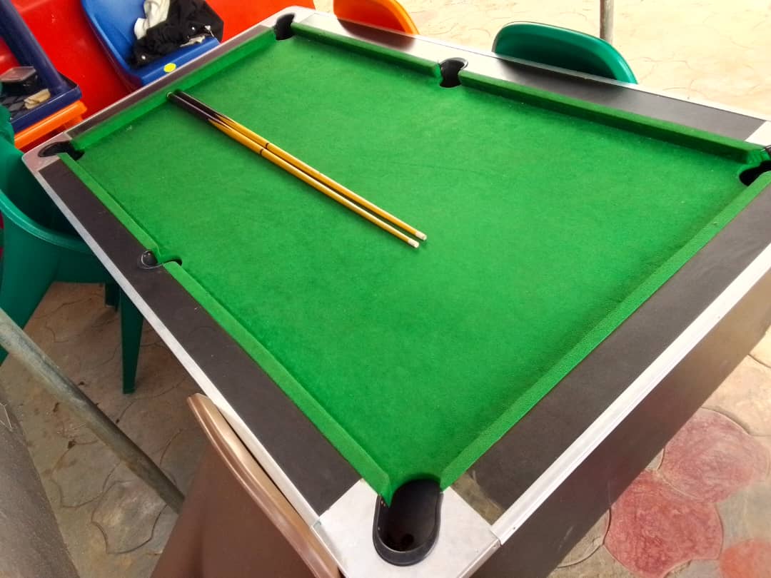 Kings Crown Apartments