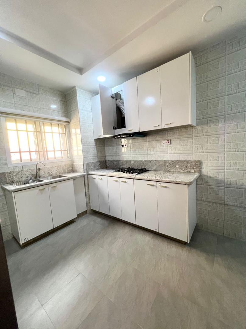 Luxury 3 Bedroom Apartment