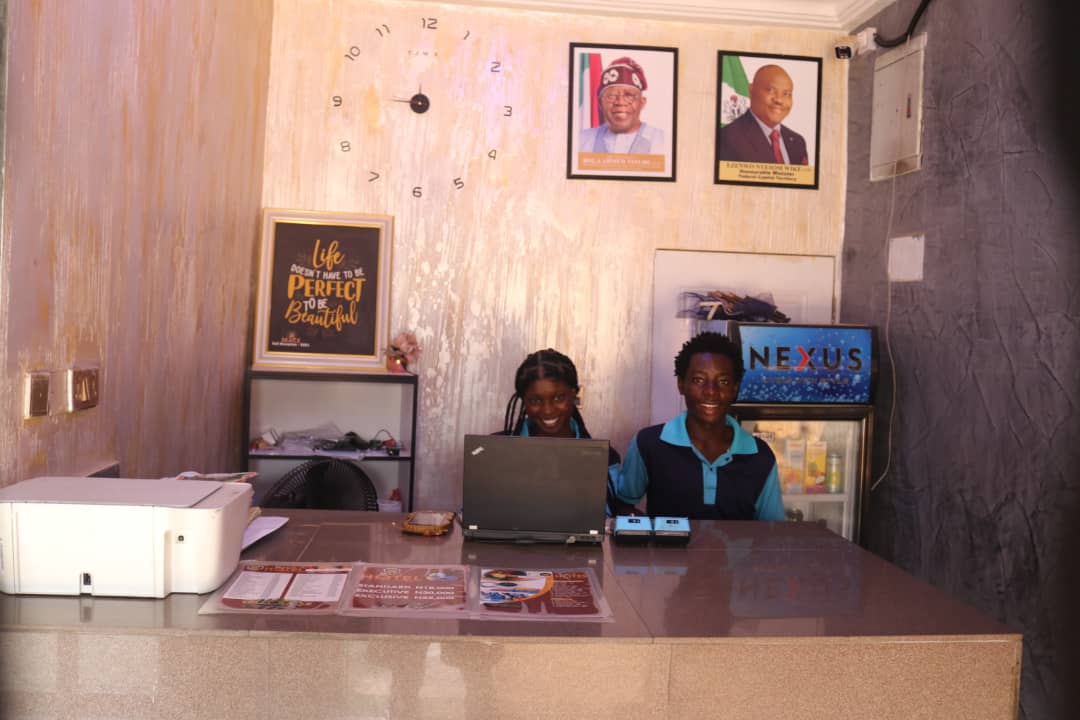 Mace Hotel and Apartment