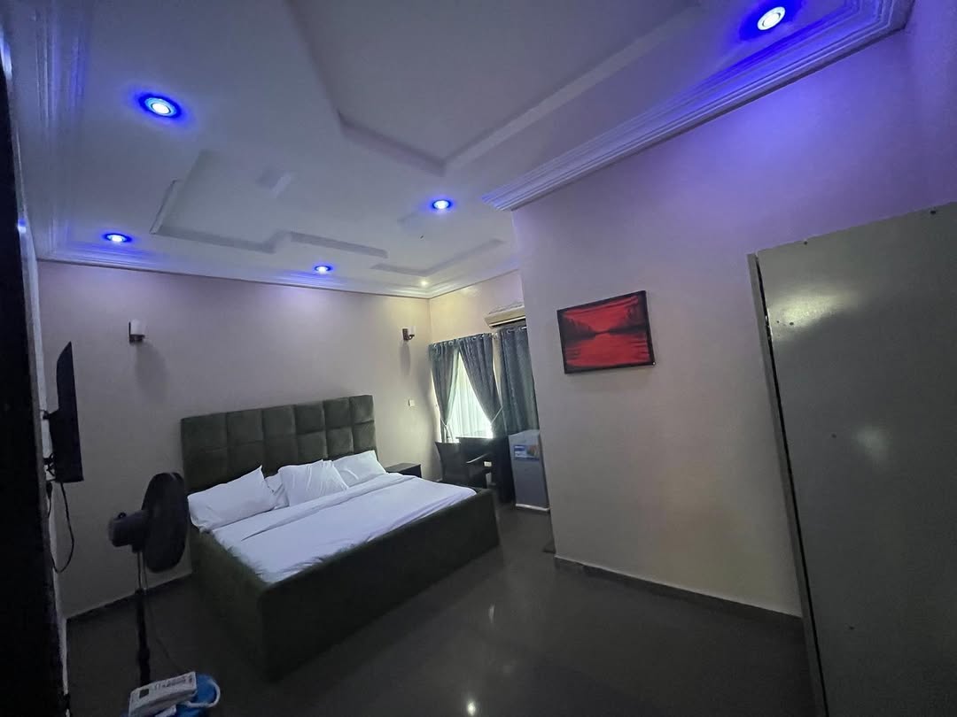 Mace Hotel and Apartment