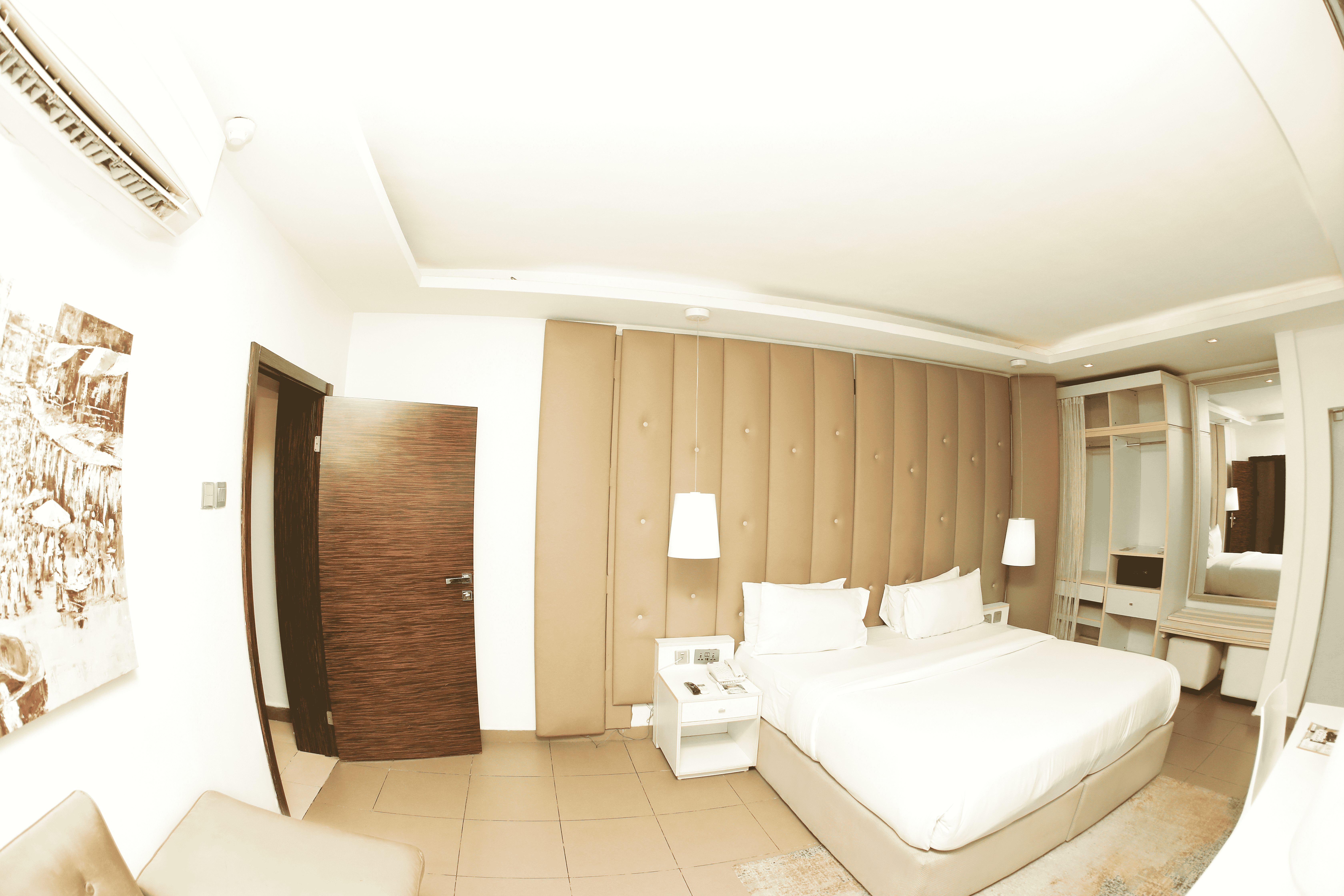 Maison Fahrenheit Hotel