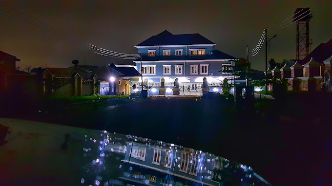 Mega Pavilion Suite & Apartment