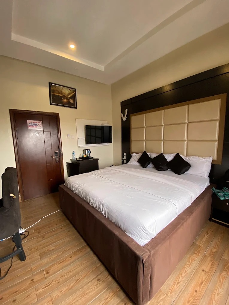 Morzi Hotel & Suites
