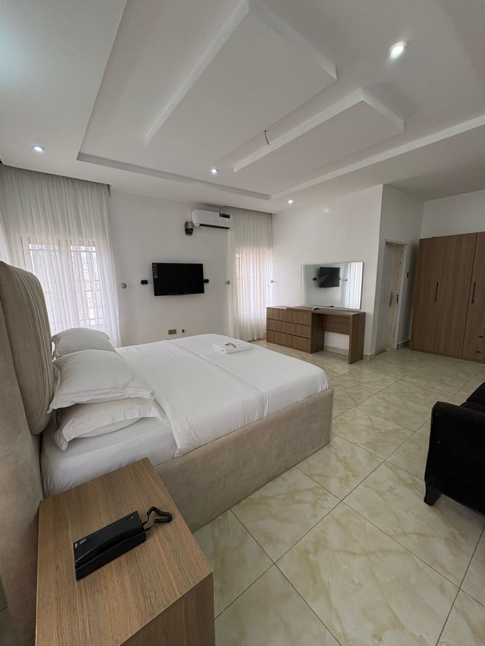 Newcamp Hotel and Apartments