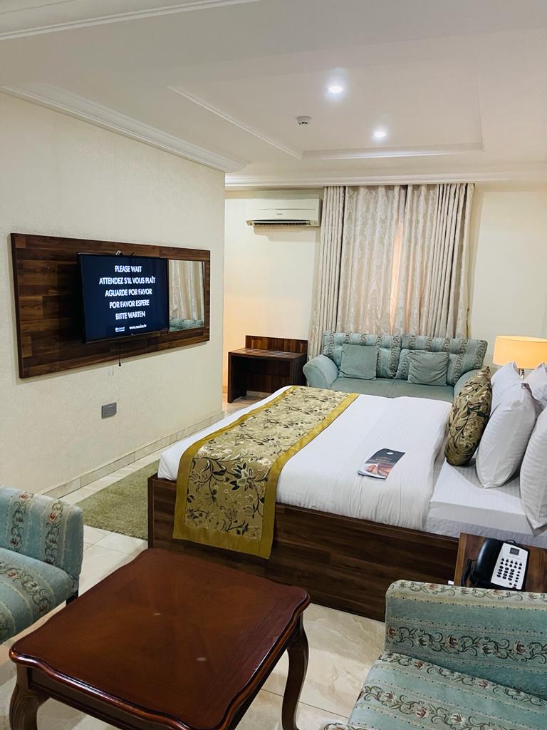 QUALIBEST GRAND HOTELS