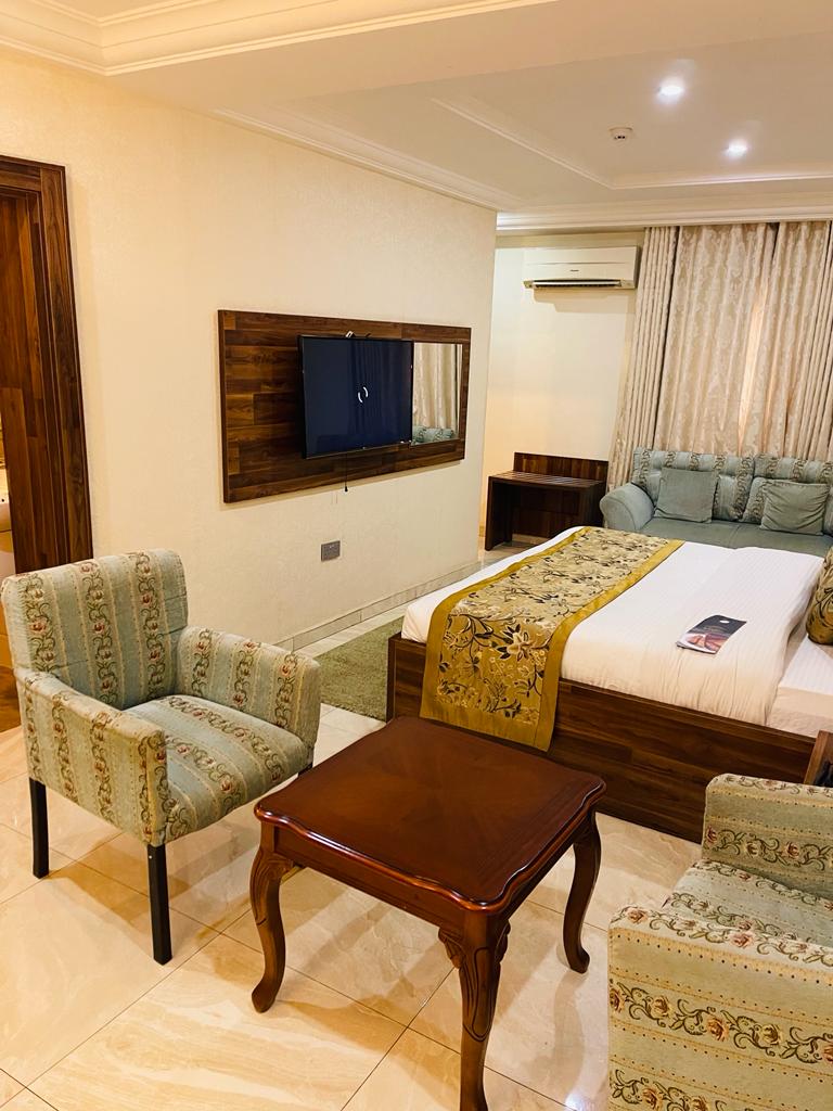 QUALIBEST GRAND HOTELS