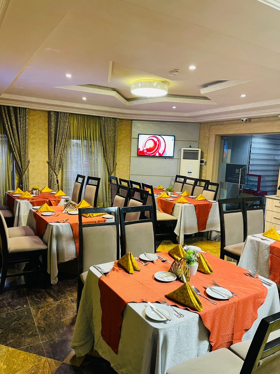 QUALIBEST GRAND HOTELS