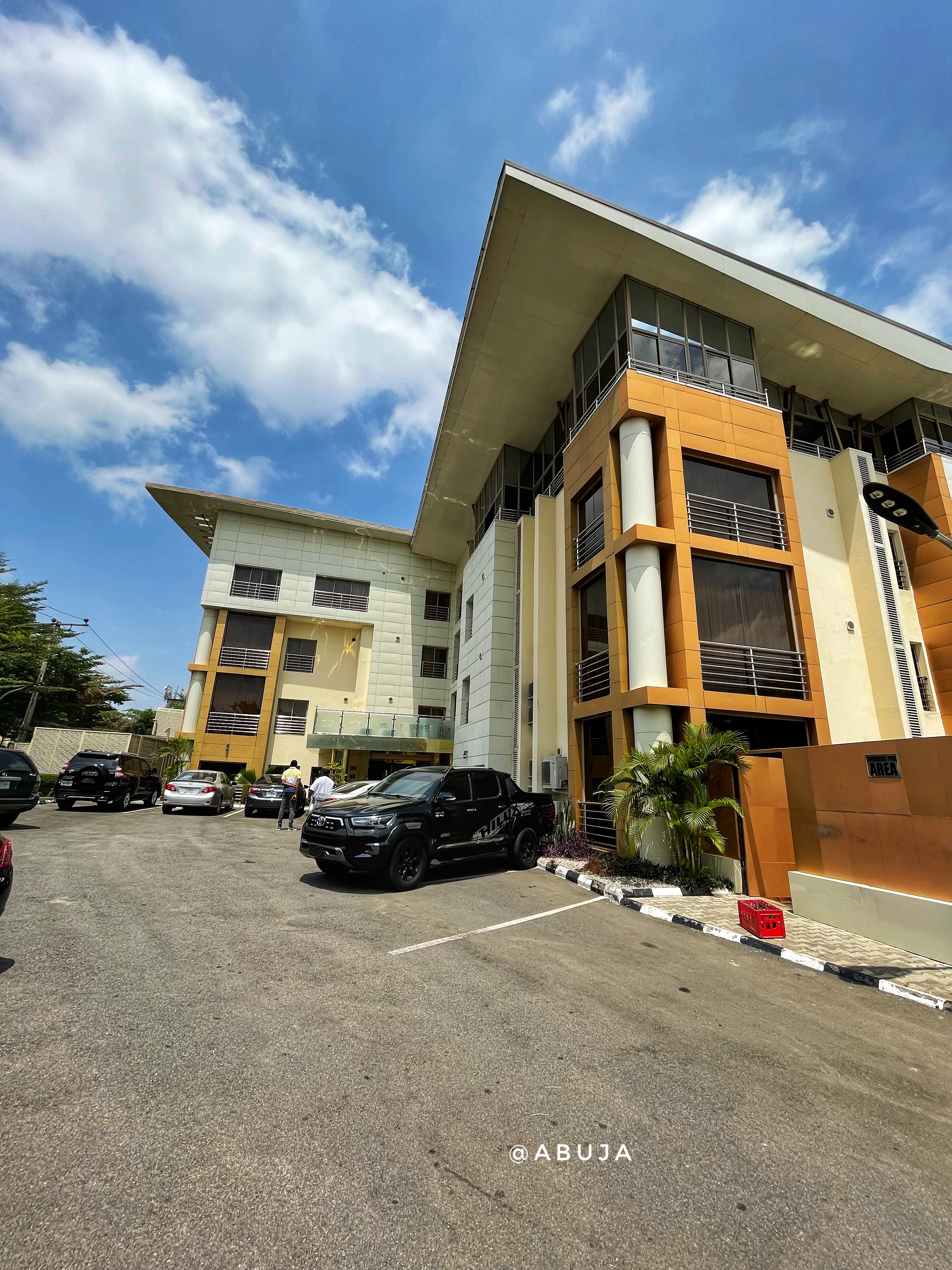 QUALIBEST GRAND HOTELS