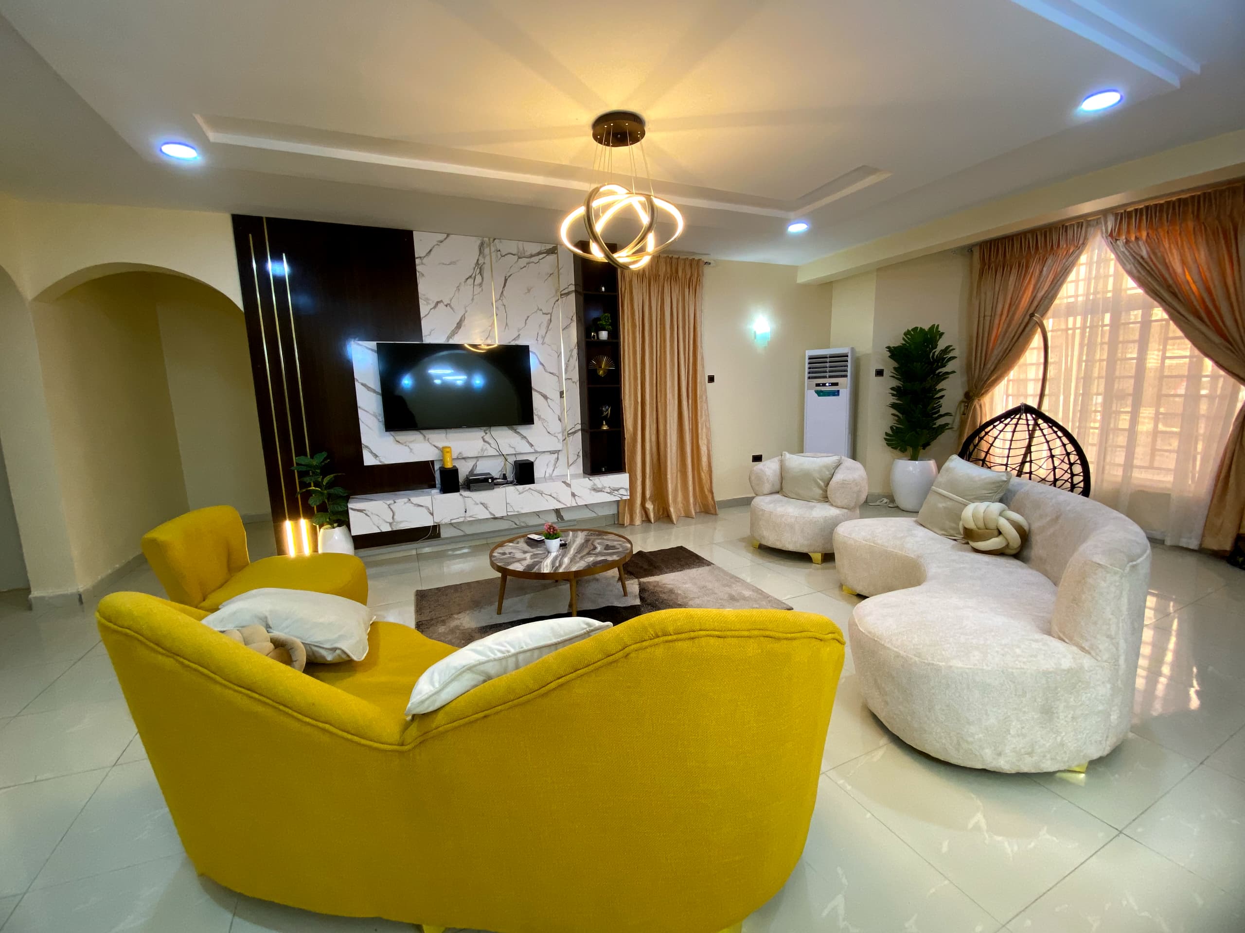 Queennaj Shortlet Wuye, Abuja