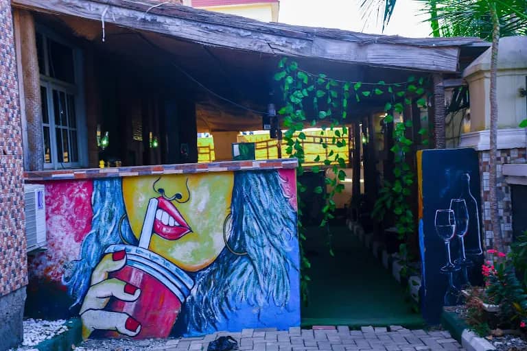 Rose Regency Hotel And Suite