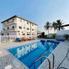 Royalty Beach Resort