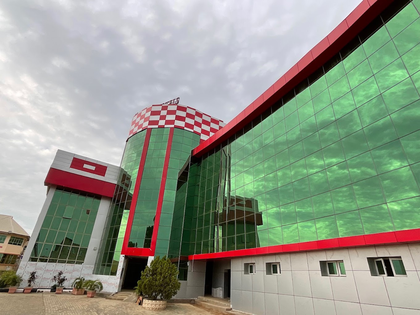 SOMEWATT FRESH HOTELS