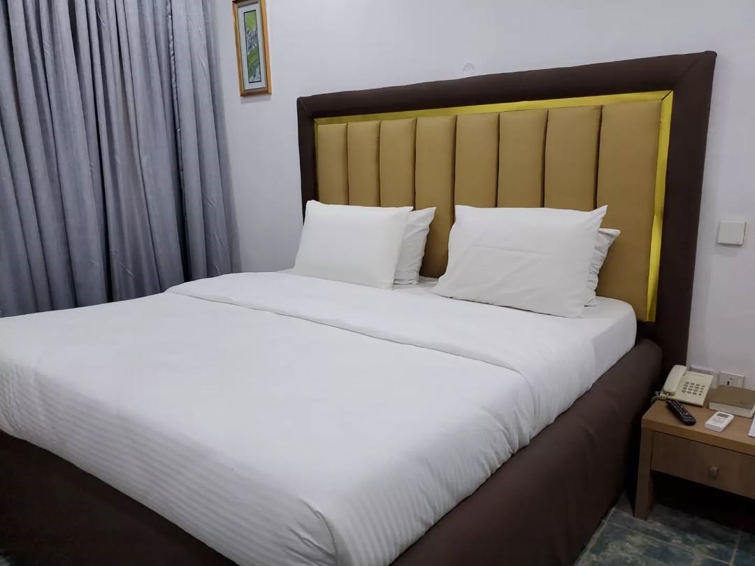 Savannah hotel Area 3