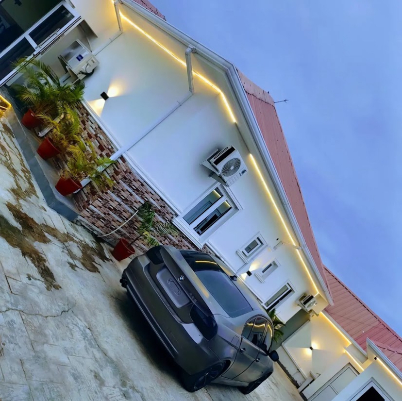 Skenyo Hotel and Apartment