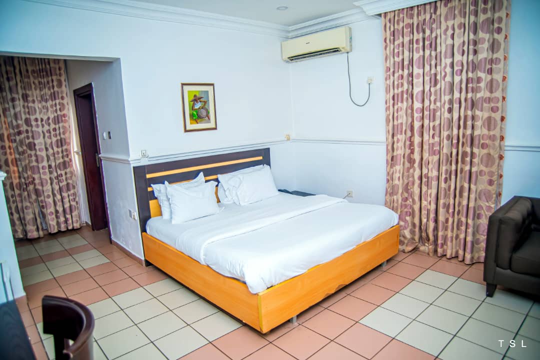 Tasquared Suites and Apartments