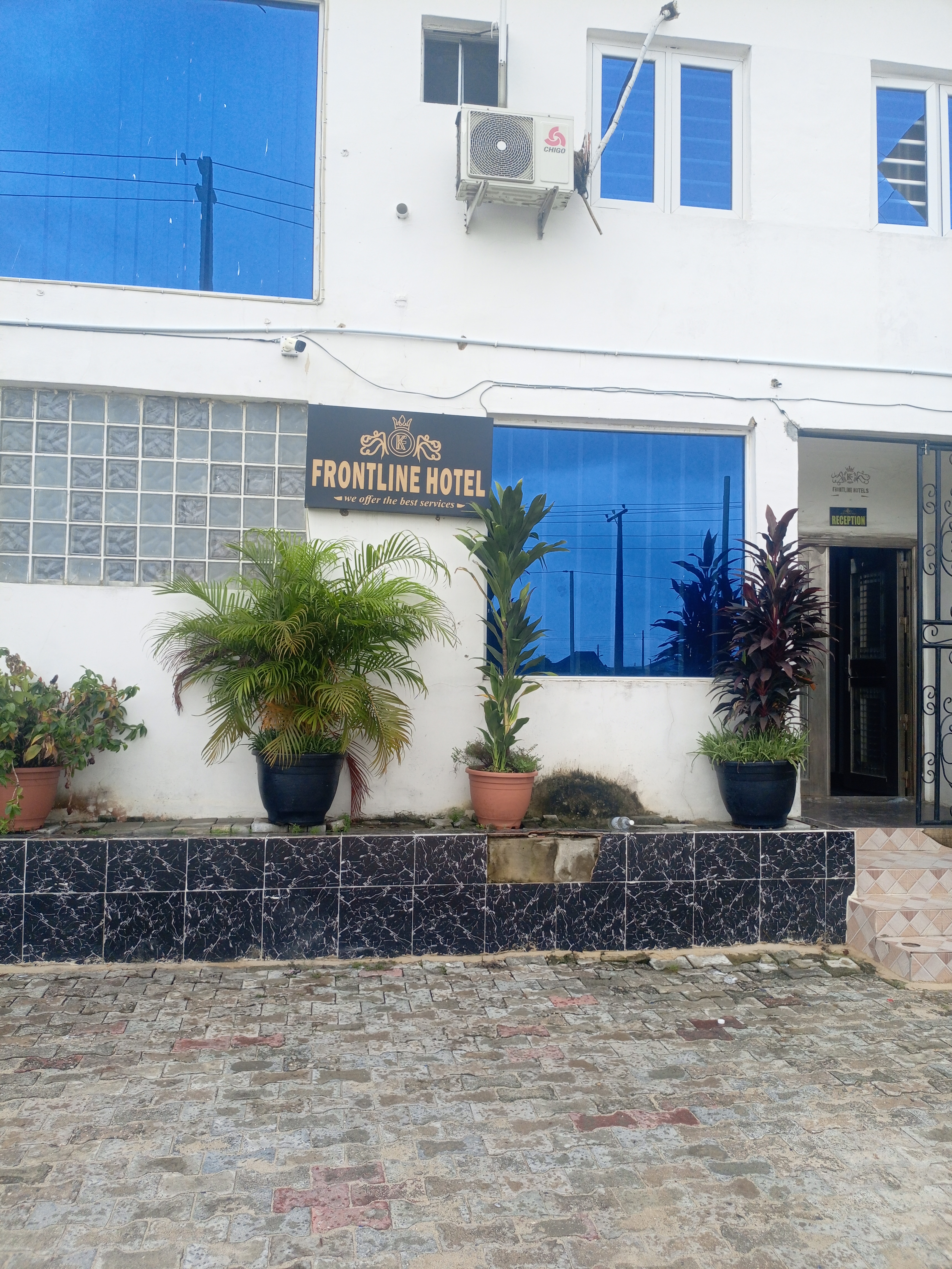 The Frontline Hotel & Suites