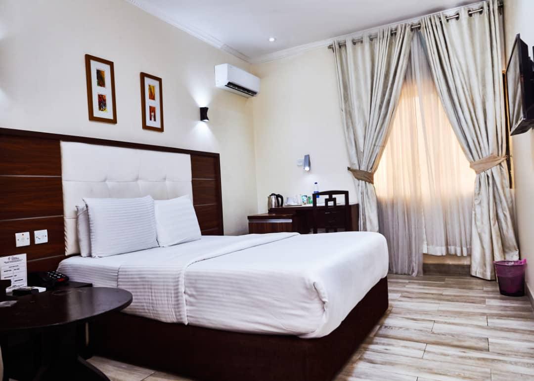 The Hardley Edwuardo Hotel