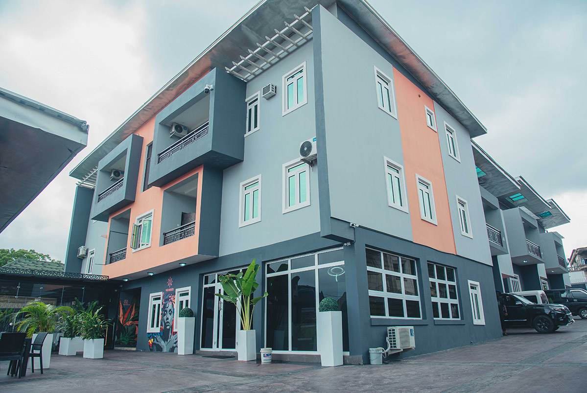 The violets hotel and apartments