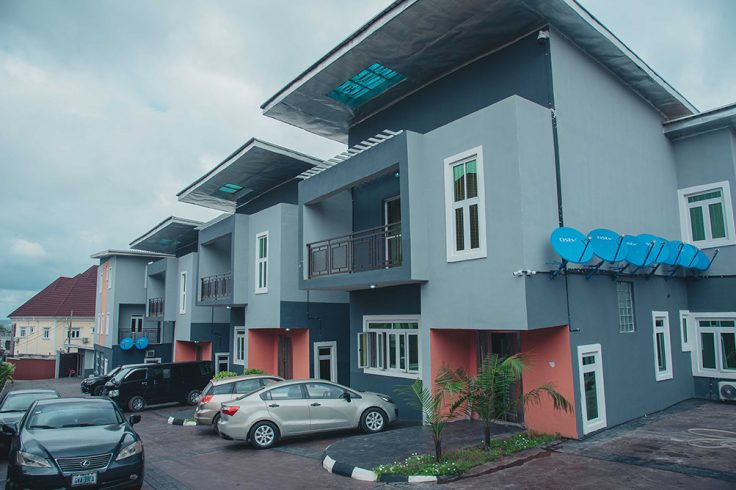 The violets hotel and apartments