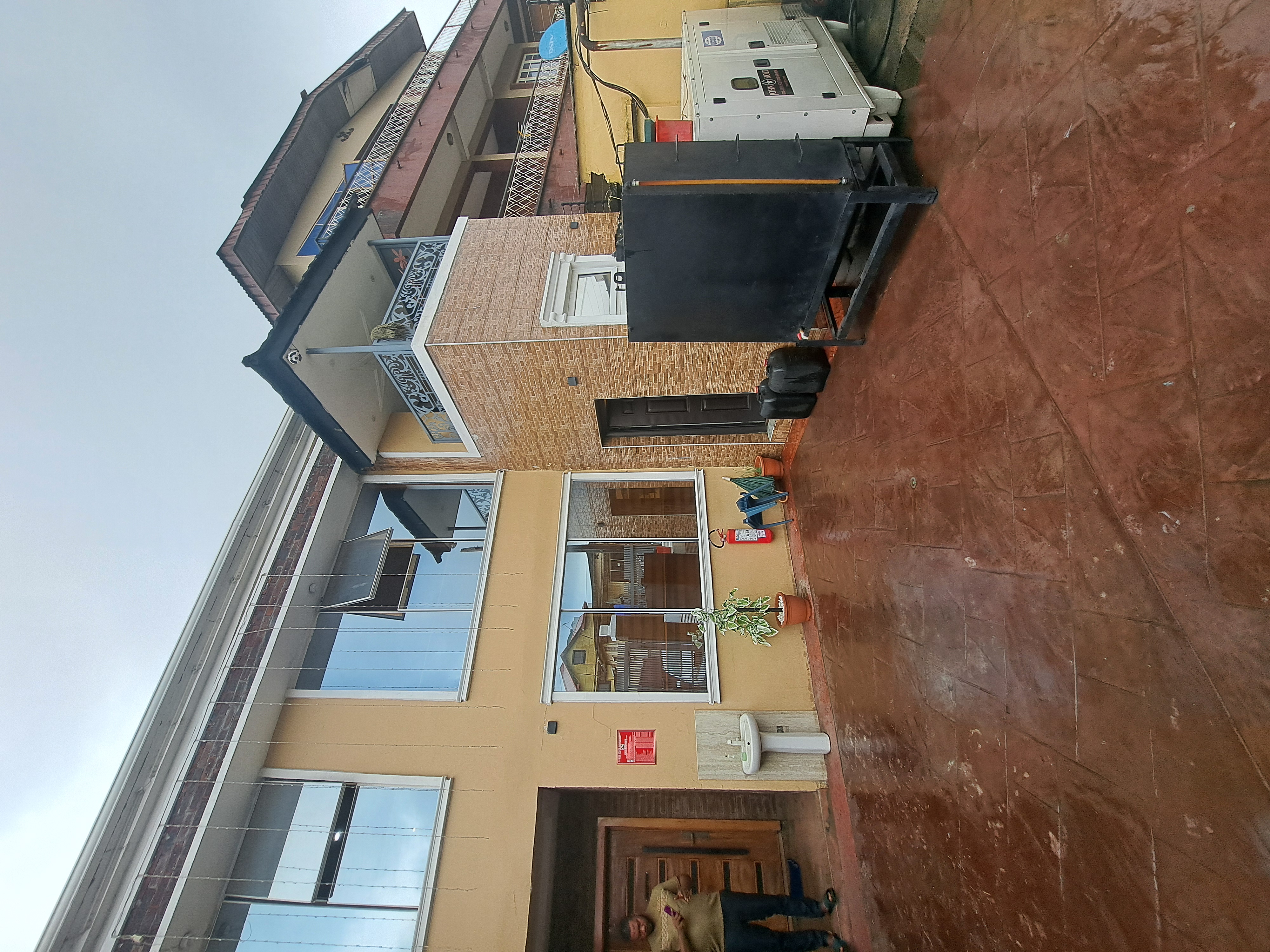 Treasureland Cottage TLC