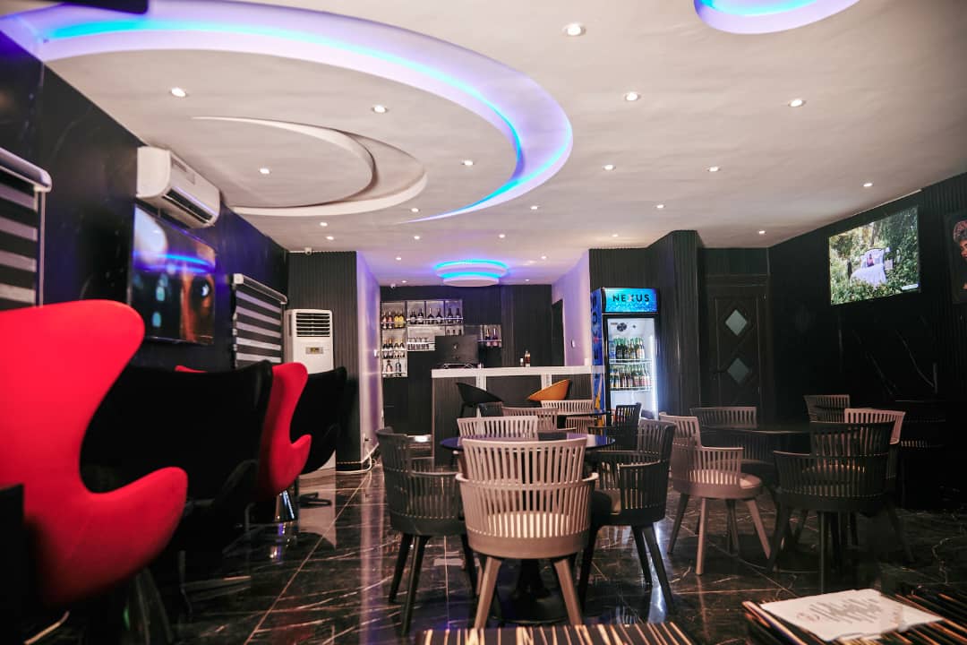 Triple Tee Luxury Hotel