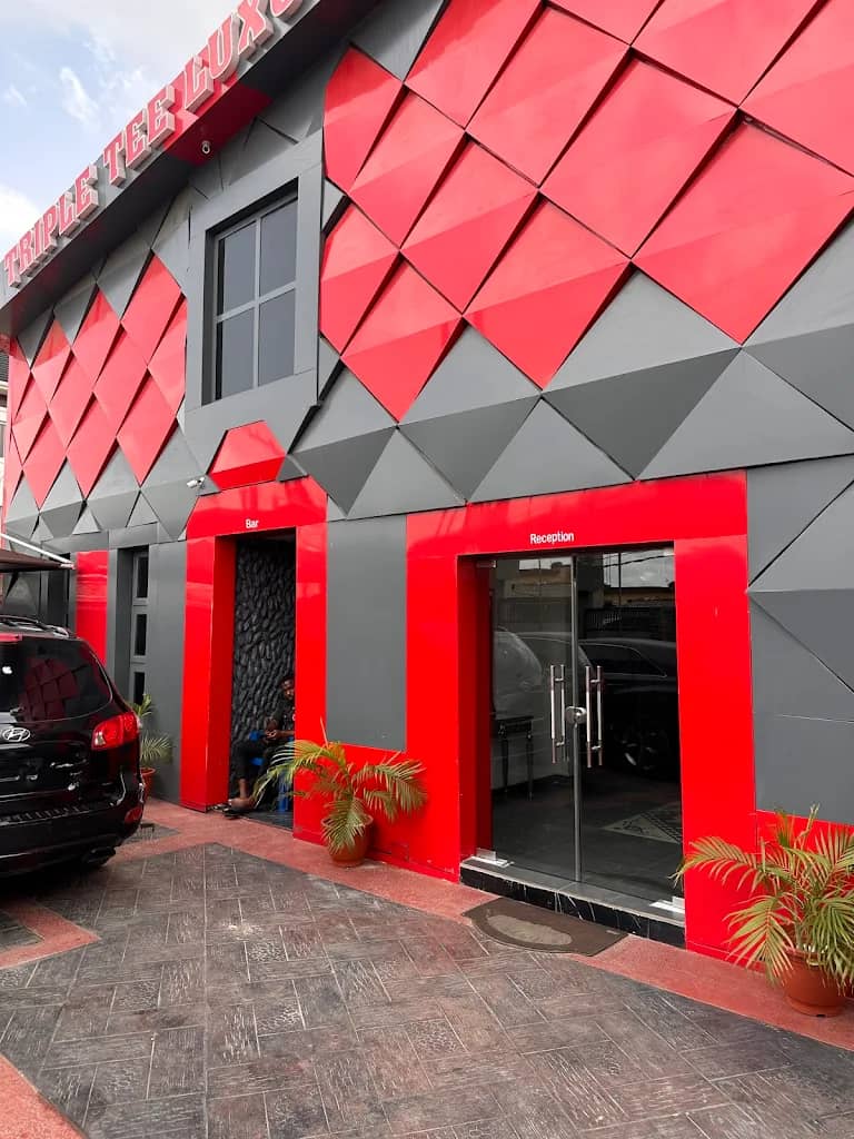 Triple Tee Luxury Hotel