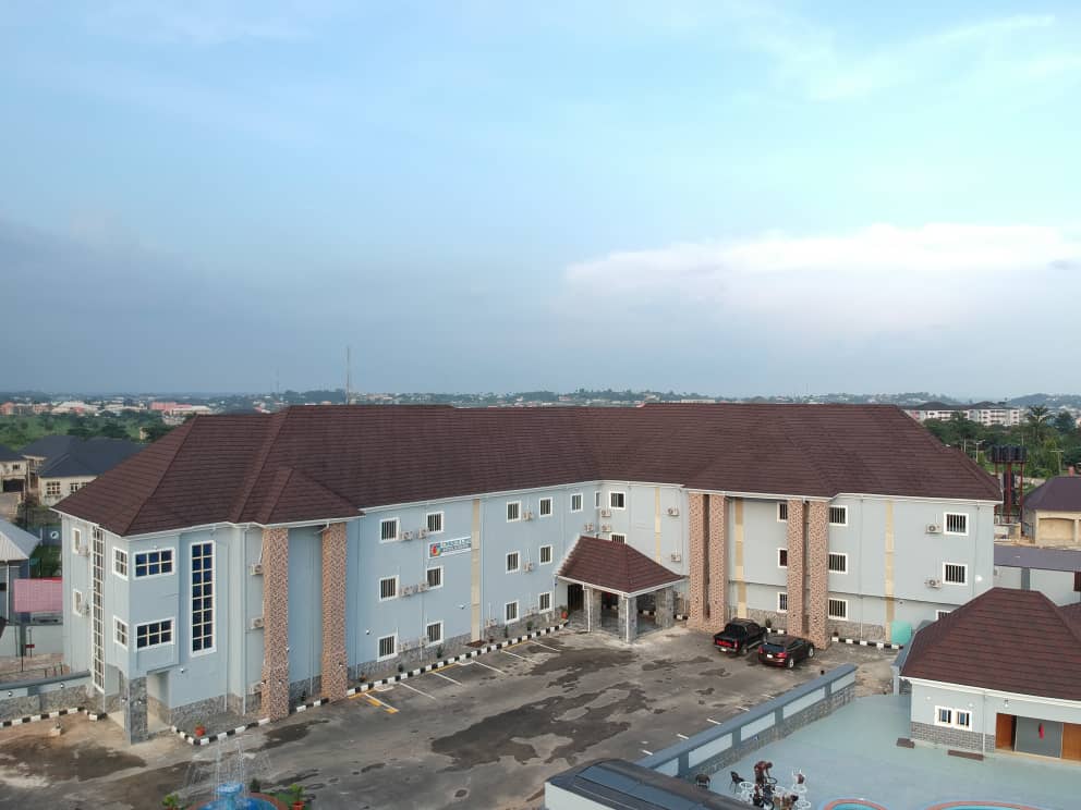 Uniquelife Continental Hotel & Suites